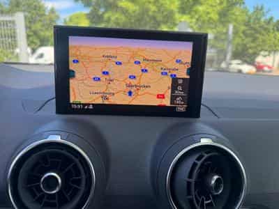 Audi Q2 AUDI Q2 40 TFSI QUATTRO S-LINE LEDER NAVI KAMERA LED PANORAM (2019) - Photo 12