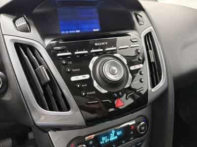 Ford Focus Titanium *1.Hand *AHK*City-Paket*Tempomat (2014) - Photo 11