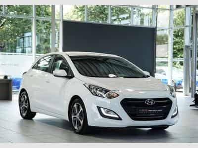 Hyundai i30 YES! *1.Hand *Tempomat *Navi *Bluetooth (2016) - Photo 5