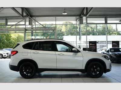 BMW X1 sDrive 18 i Sport Line 1.H *18 *Pano *Memory (2021) - Photo 7