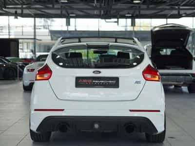 Ford Focus RS *19 Zoll *Recaro*MILLTEK*Navi*Öhlins* (2016) - Photo 9