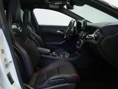 Mercedes CLA 45 AMG Schale *Pano S-Abgas * (2016) - Photo 9