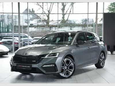 Skoda Octavia RS 4x4 *1.H *19 *Virtual*Pano*AHK*360° (2024) - Photo 1