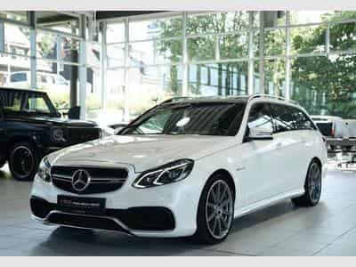 Mercedes E 63 AMG T 4M *Pano*Driver?sPackage*H&K*Designo (2014) - Photo 9