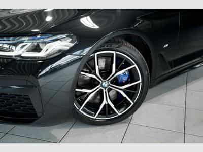 BMW 540 d Touring xD M Sport *2.H *ACC*Pano*HUD*AHK (2021) - Photo 3