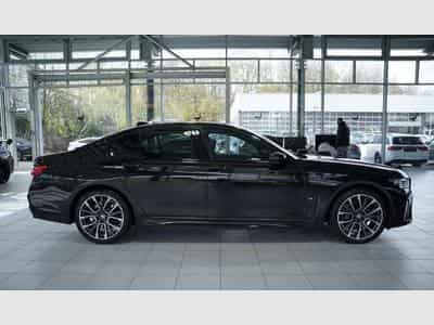 BMW 730 d xD M Sportpaket *20Zoll *H&K *Nappa *H-UP* (2021) - Photo 7