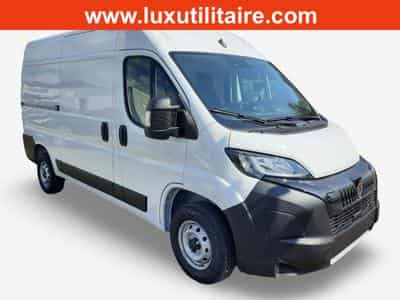 Peugeot Boxer 2.2 BlueHDI  140 L2H2 335 (2026) - Photo 1