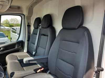 Peugeot Boxer 2.2 BlueHDI  140 L2H2 335 (2026) - Photo 14