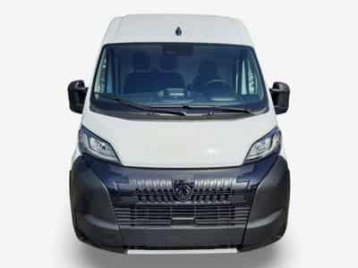 Peugeot Boxer 2.2 BlueHDI  140 L2H2 333 (2026) - Photo 2