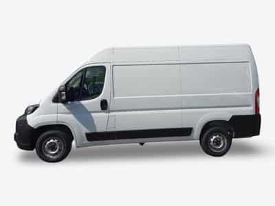 Peugeot Boxer 2.2 BlueHDI  140 L2H2 333 (2026) - Photo 4