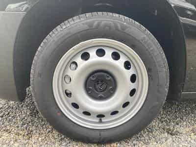 Peugeot Partner 1.5 BlueHDI 130 AT8 Confort L1H1 (2026) - Photo 12
