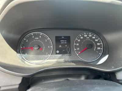 Dacia Sandero 1.0 TCe Stepway Extreme (2024) - Photo 10