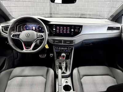 VW Polo 2.0 TSI 207 CV DSG7 **CAM** MATRIX ** CARPLAY** (2023) - Photo 9