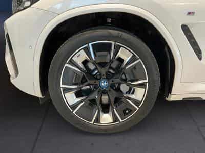 BMW iX3 iX3 M Sport (2024) - Photo 7