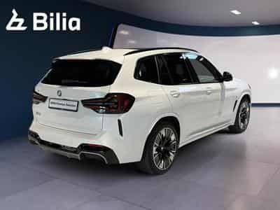 BMW iX3 iX3 M Sport (2024) - Photo 9
