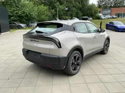 Alfa-Romeo Junior 54 kWh *1 phase charging (2025) - Photo 3