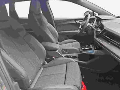 Audi Q4 e-tron 45 S-line 82 KWH (2025) - Photo 13