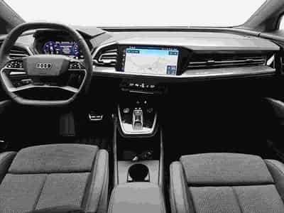 Audi Q4 e-tron 45 S-line 82 KWH (2025) - Photo 7