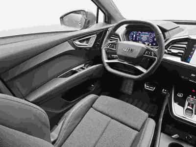 Audi Q4 e-tron 45 S-line 82 KWH (2025) - Photo 8