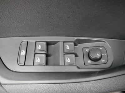 Skoda Karoq Sportline 2.0 TSI 4x4 DSG (2026) - Photo 15