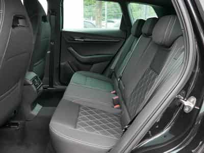 Skoda Karoq Sportline 2.0 TSI 4x4 DSG (2026) - Photo 7