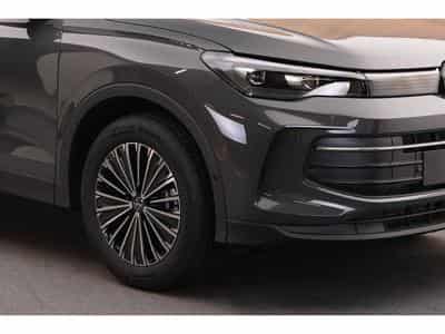 VW Tiguan Life 2.0 TDI DSG 110kw-150cv - Garantie 5 ans/100.000 Kms - (2025) - Photo 14