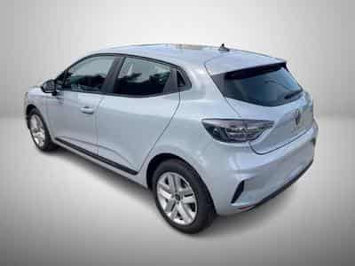 Renault Clio 1.5 dCi 101 Evolution (2025) - Photo 6