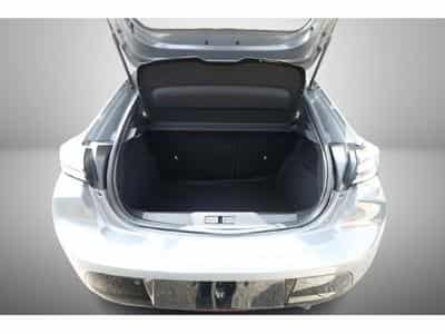 Peugeot 208 1.2 Hybrid e-DSC6 110 Allure (2025) - Photo 11