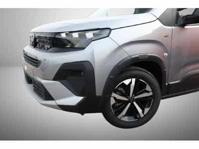 Peugeot Rifter 1.5 BlueHDI 130 EAT8 L1 GT (2025) - Photo 5