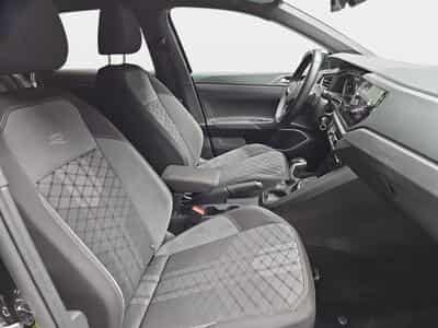 VW Taigo 1.5 TSi 150 DSG R-Line (2025) - Photo 14