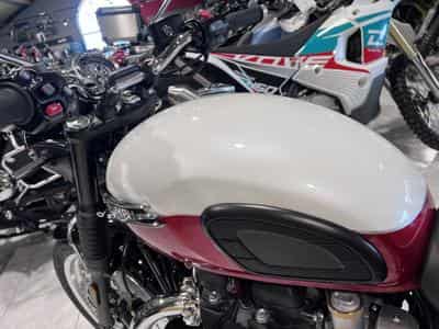 Triumph Bonneville 1200 cc (2025) - Photo 8