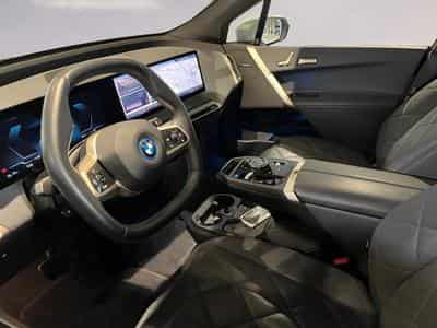 BMW iX iX xDrive40 (2024) - Photo 10
