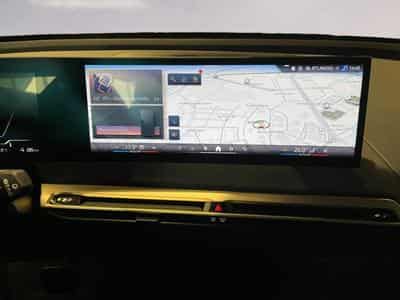 BMW iX iX xDrive40 (2024) - Photo 11