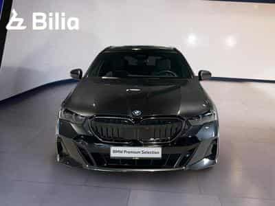 BMW 530 530e Touring M Sport (2025) - Photo 2
