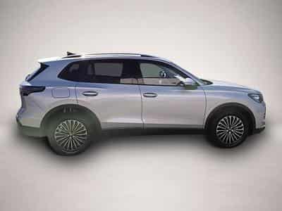 VW Tiguan (2025) - Photo 8