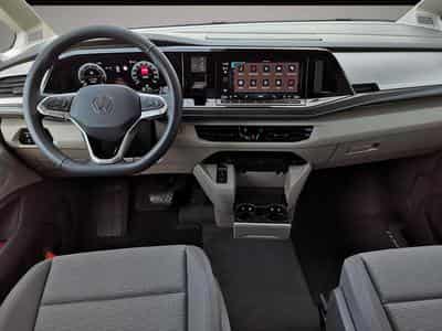 VW Multivan (2025) - Photo 6