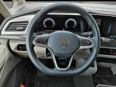 VW Multivan (2025) - Photo 3