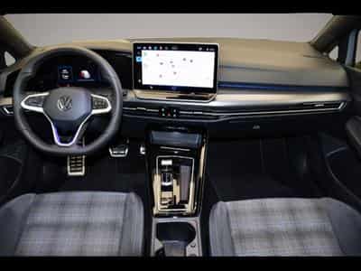 VW Golf (2025) - Photo 4