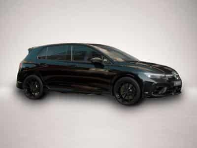 VW Golf (2025) - Photo 1