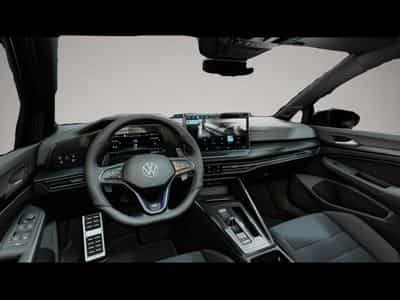 VW Golf (2025) - Photo 6