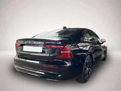 Volvo S60 (2023) - Photo 5