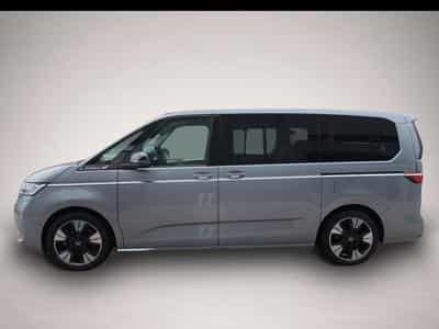VW Multivan (2024) - Photo 3