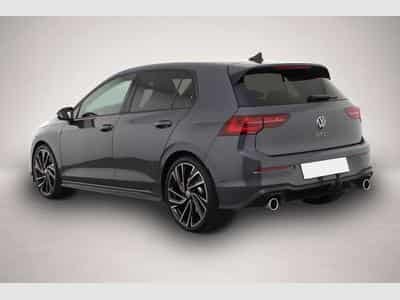 VW Golf (2023) - Photo 3