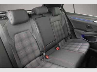 VW Golf (2023) - Photo 5