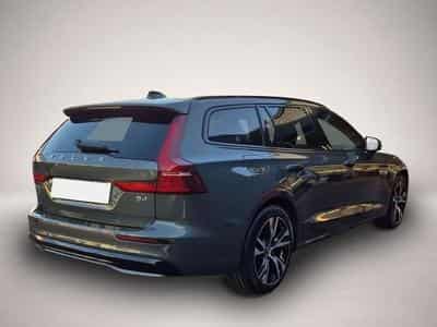 Volvo V60 (2025) - Photo 2