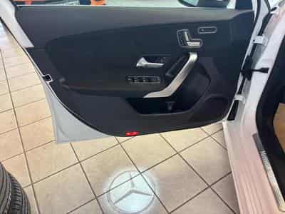 Mercedes 250 (2024) - Photo 12