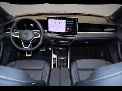 VW Passat (2025) - Photo 4