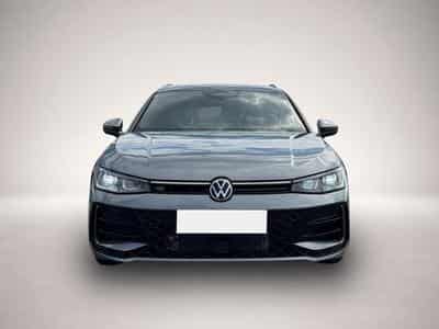 VW Passat (2025) - Photo 2