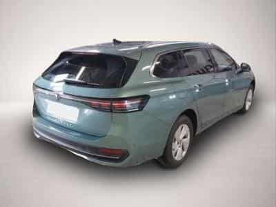 VW Passat (2025) - Photo 2