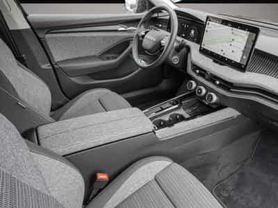Skoda Superb (2025) - Photo 6